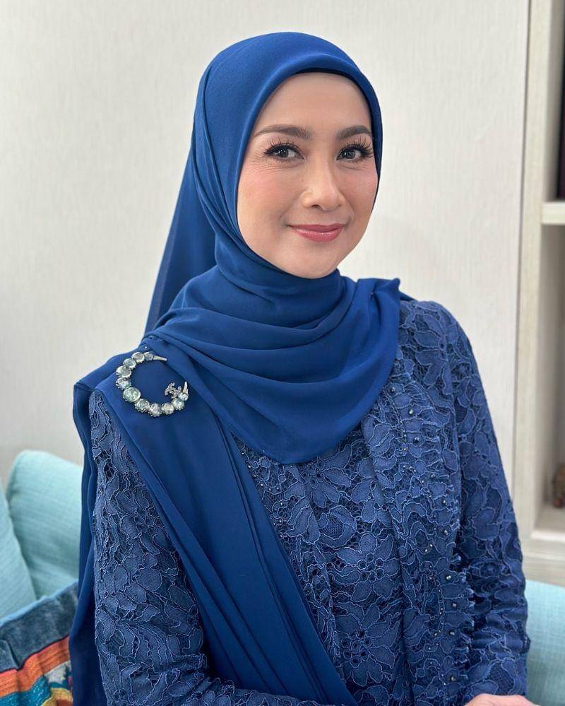 Instagram.com/desyratnasariterdepan